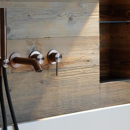 Appartement Der Extraklasse Mit Whirlpool Roding Bagian luar foto