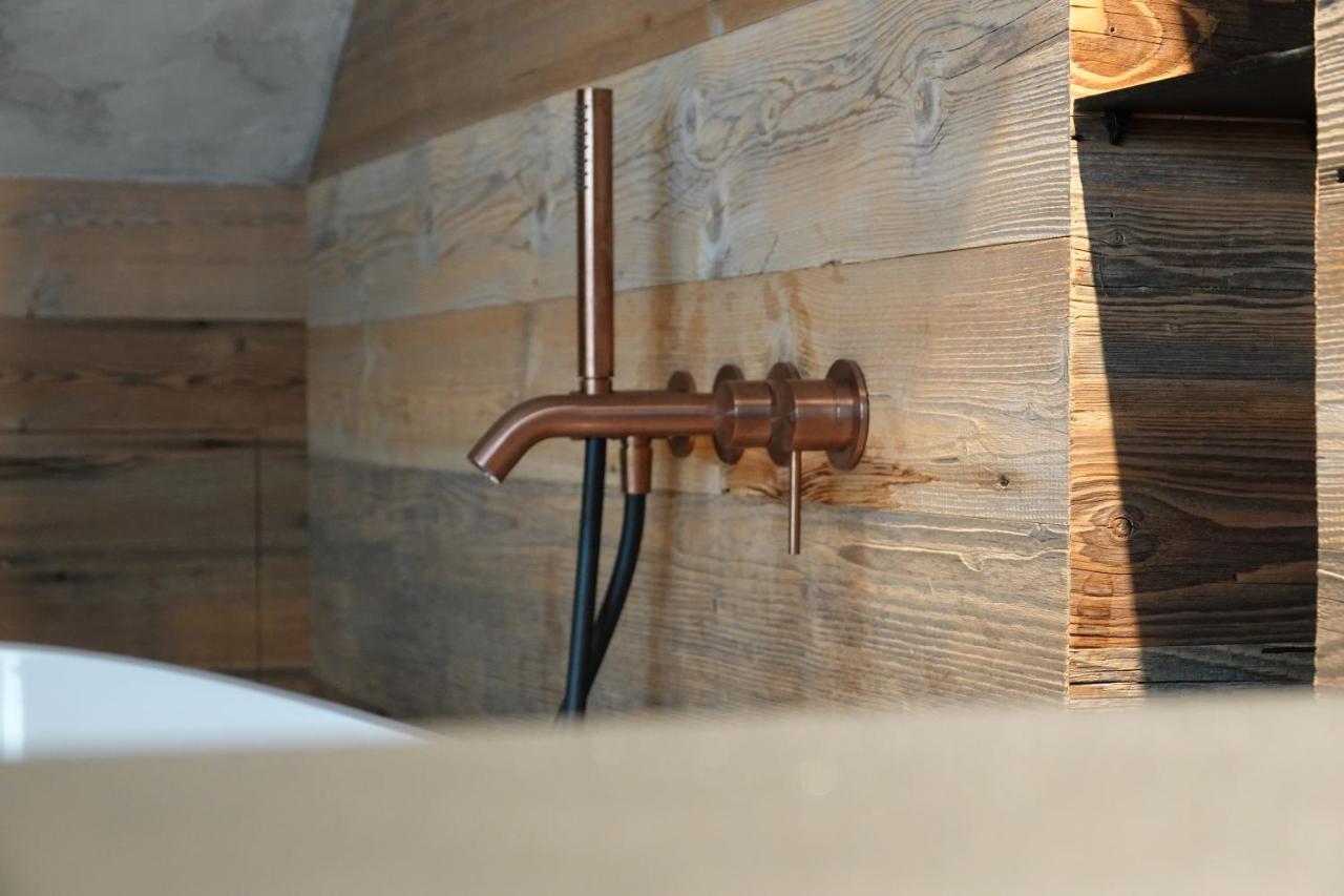 Appartement Der Extraklasse Mit Whirlpool Roding Bagian luar foto